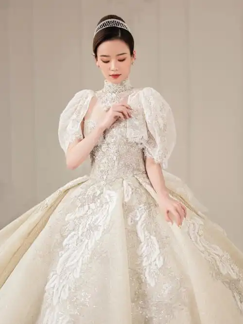 郑州礼服馆女王婚纱重磅来袭气场强大