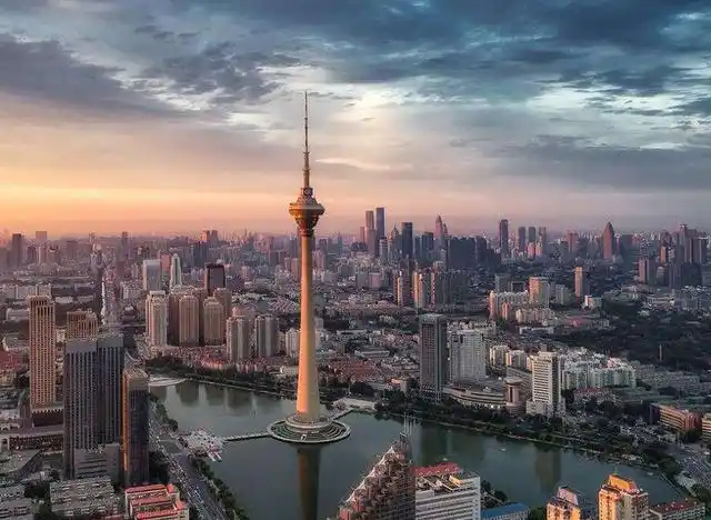 在上个世纪末,它就成了天津的标志性建筑,只是随着时代的进步,很多