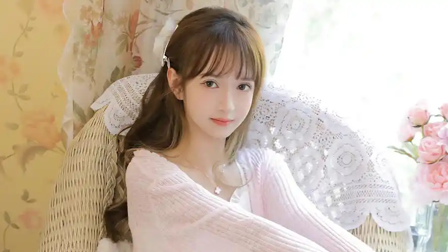 公主 居家 清纯 美女 可爱 桌面 壁纸高清大图预览1920x1080_美女壁纸