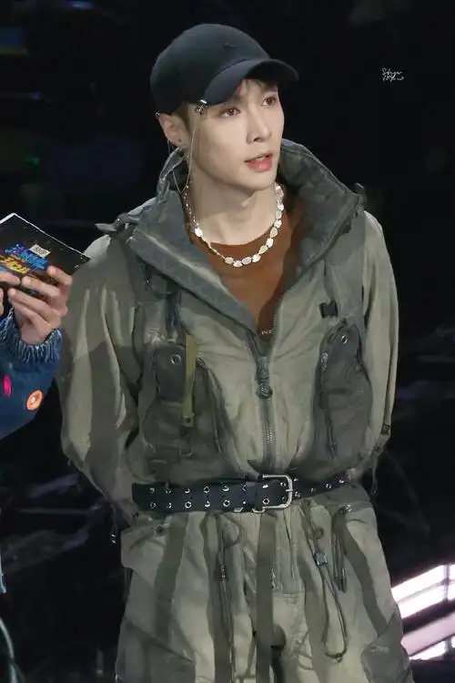 张艺兴[超话]##张艺兴官宣街舞6总决赛