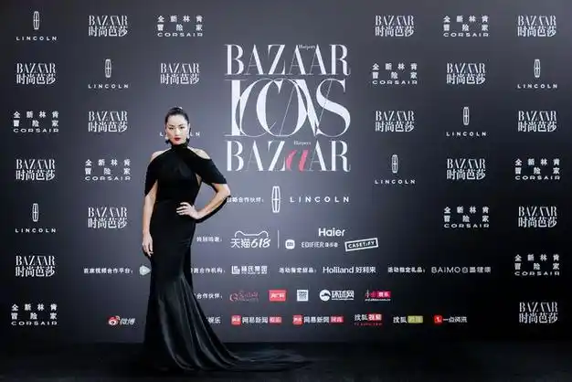 时尚芭莎红毯50女星陈冲最性感张蔷最少女瞿颖最女王