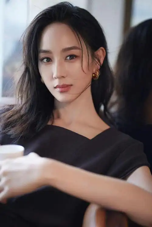 张钧甯松弛感套装##张钧甯松弛感穿搭