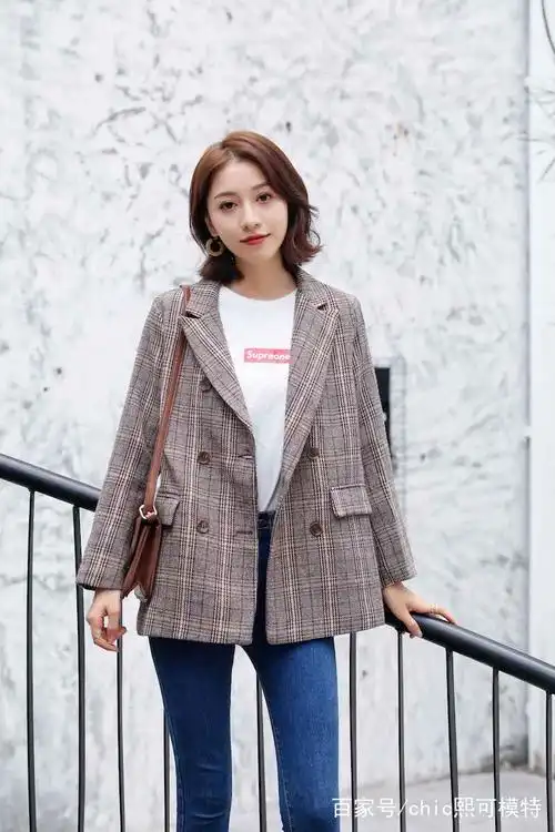 最近超流行的格子西装,看看模特怎么穿搭