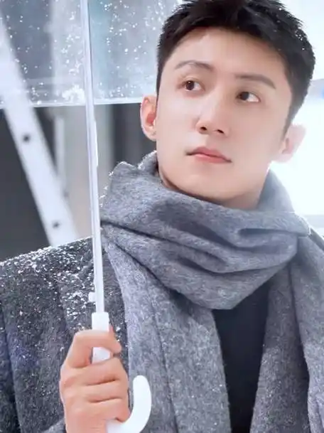 黄景瑜孙千冬至海报##黄景瑜冬至