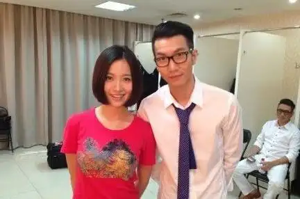 姚贝娜因癌症复发不幸去世绯闻男友现身医院