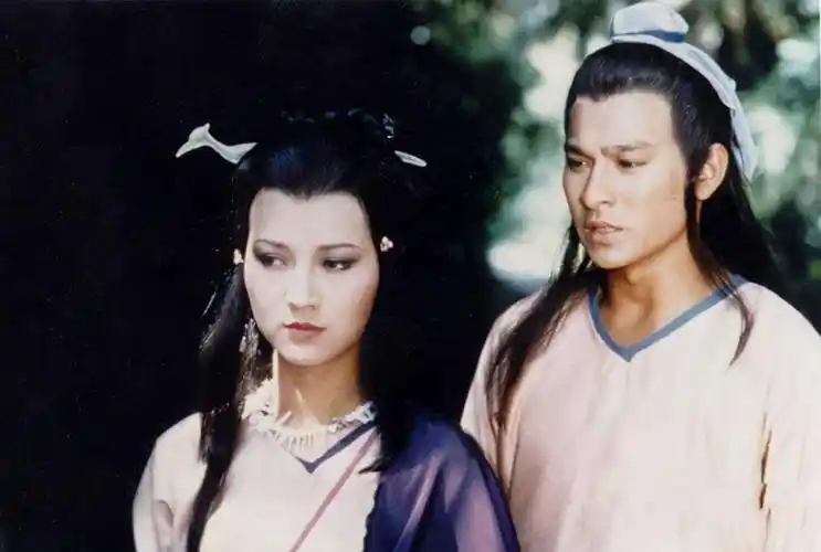 小时候一起追过的14部经典古装武侠剧都还记得吗