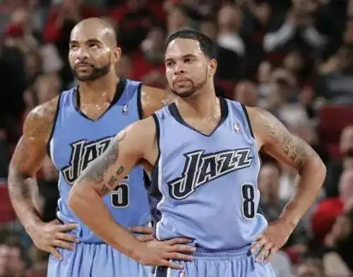 "犹他新双煞"对抗乔丹公牛王朝的最大功臣非"犹他双煞"莫属.