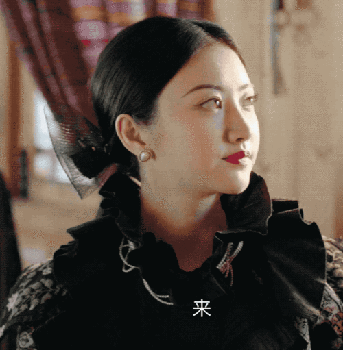 16集换27套衣服司藤爆红背后欢迎来到景甜大型时装秀现场