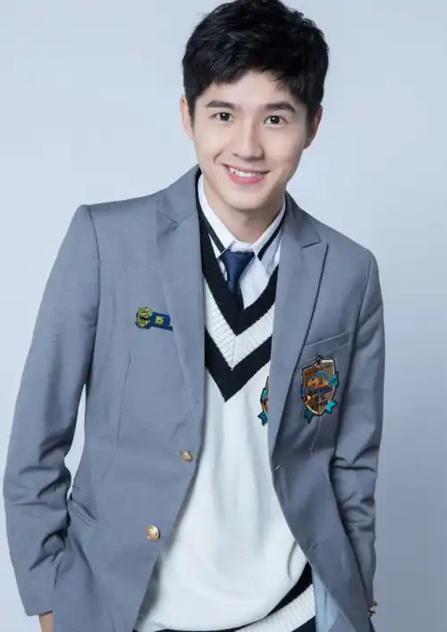 明星大侦探第四季刘昊然成为道具毁灭者把撒贝宁气到摔东西