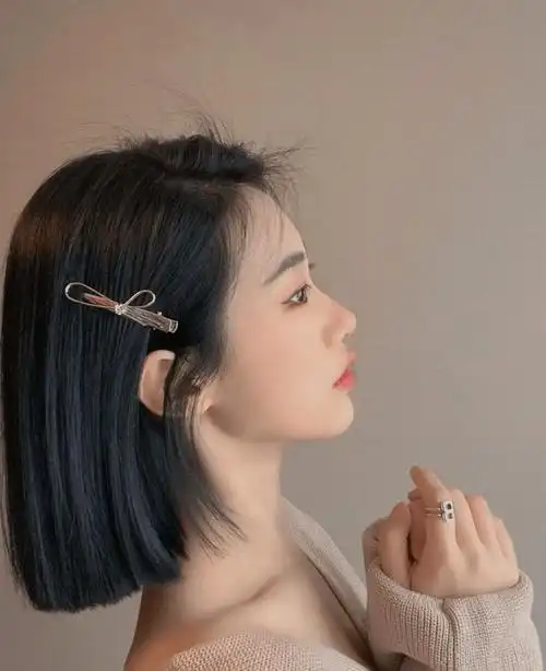 2022流行"网红性感锁骨短发"_锁骨_短发