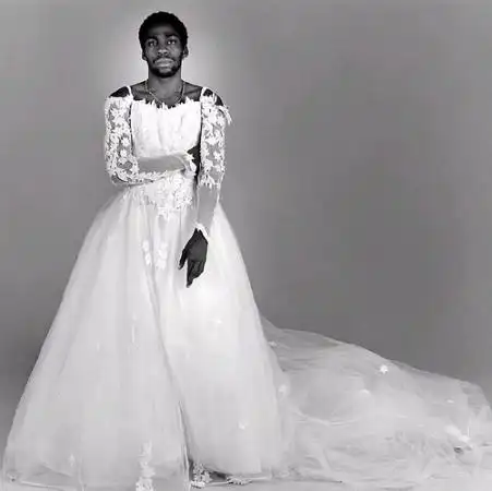 你见过男人穿婚纱拍照吗?让你的男友尝试一下吧