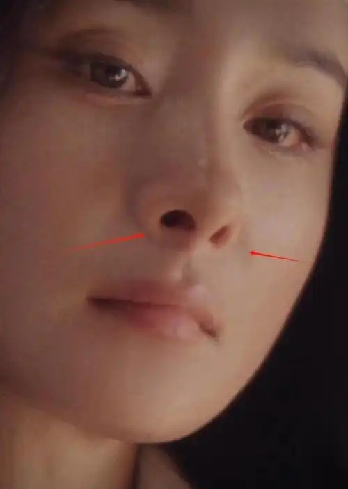 杨幂奢牌广告遭差评,失去滤镜状态尴尬,演技也被嘲|杨幂|滤镜|鼻孔