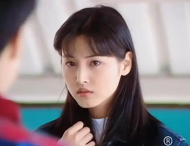 回顾发福是中年女星的颜值杀手年轻时容色倾城的美人如今发福