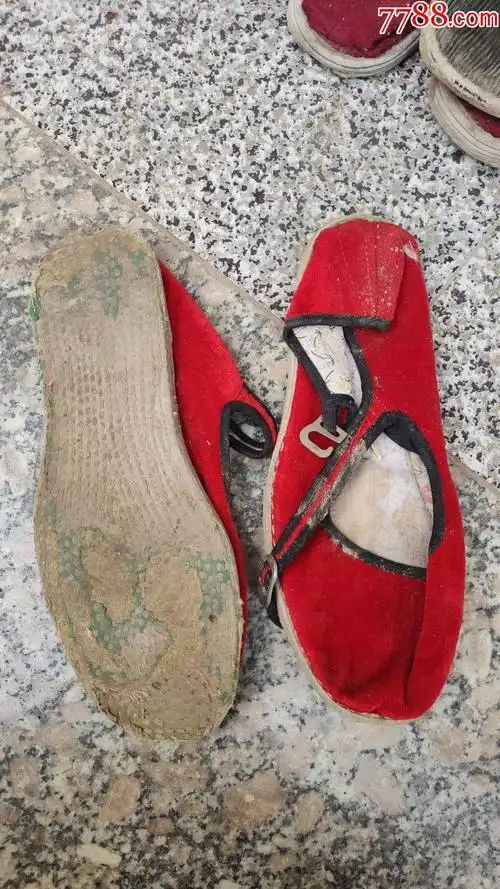 男女鞋靴旧鞋女士一带布鞋千层机制底红色绒面36码