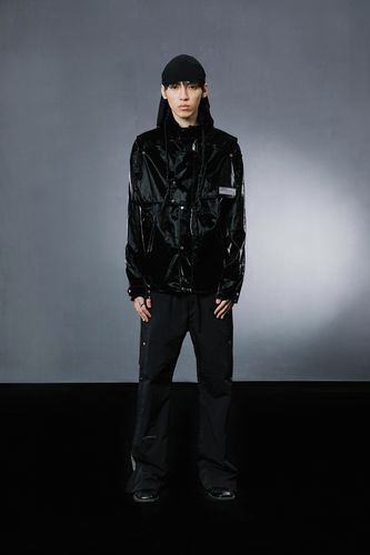 【潮woo专属】sfttr 流线型解构拼接裁剪微喇叭休闲裤 严浩翔同款