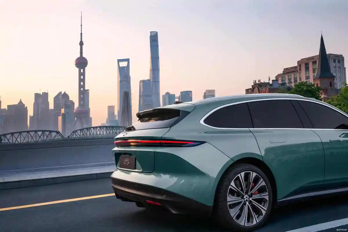 旅行版更名为"et5t",蔚来踩了急刹车