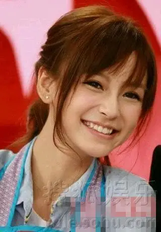 宅男女神!20岁的angelababy节目旧照曝光