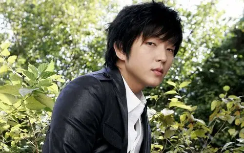 李准基壁纸图片