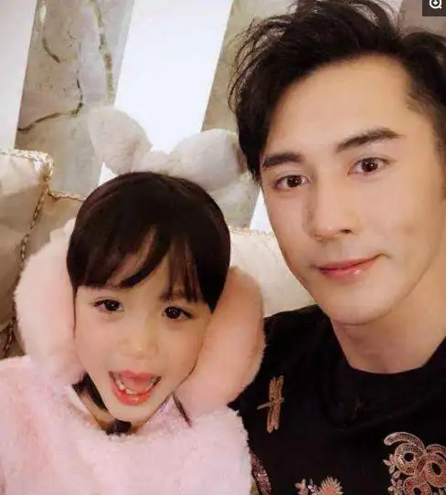 吴京的儿子小名叫吴所谓,大名叫吴悠.