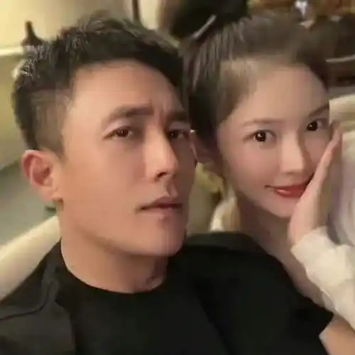 原创杜淳老婆王灿晒美照被嘲自恋本尊亲自霸气回怼女孩子就要自信