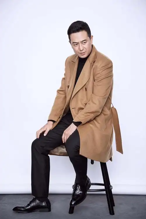 3- 张嘉译气质大叔范