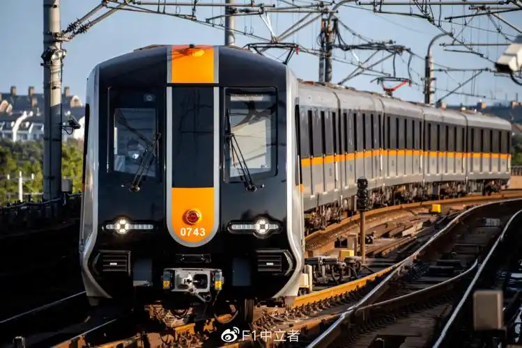 上海为什么要建机场联络线及列车车内细节曝光_虹桥_座位_方案