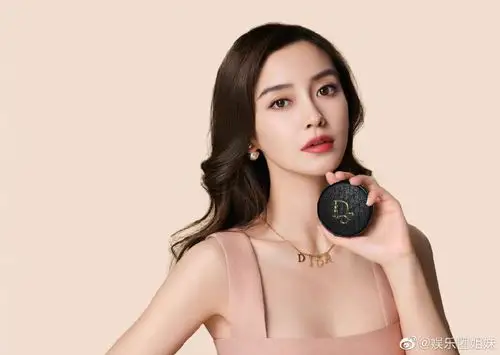 迪奥中国彩妆代言人杨颖##angelababy