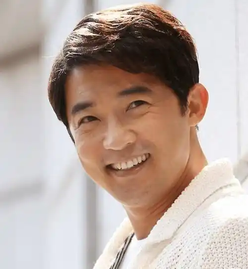 小民哥当回主角,韩流明星安在旭终于有新动静,儿女双全再拼事业_演技