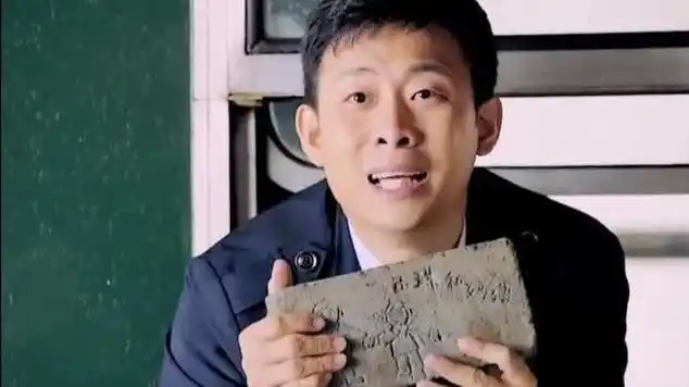 鸡毛飞上天16.陈江河一块砖背了八年,两人终究还是在一起了_网易视频