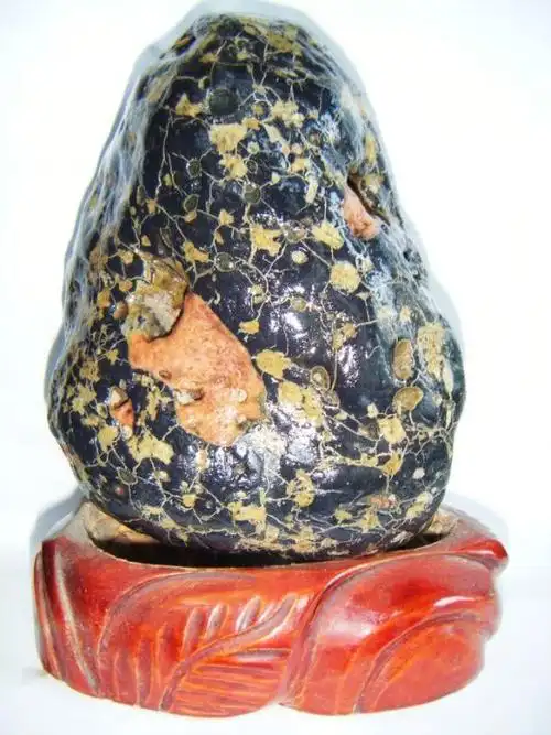 洛阳产的几种奇石