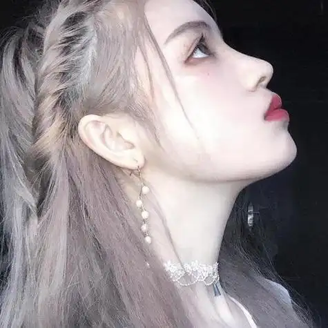 00后个性头像女生可爱单纯没吃药感觉自己萌萌哒