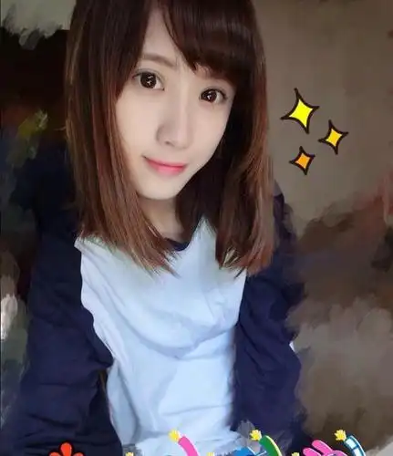 上海清纯校花陈子钰私房照流出瞬间在网络走红:最美校花