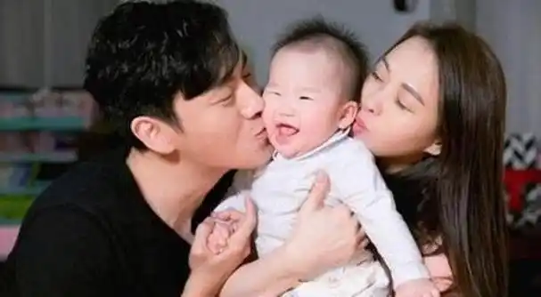 演员秦昊老婆是自己的女神拍戏只拍好的