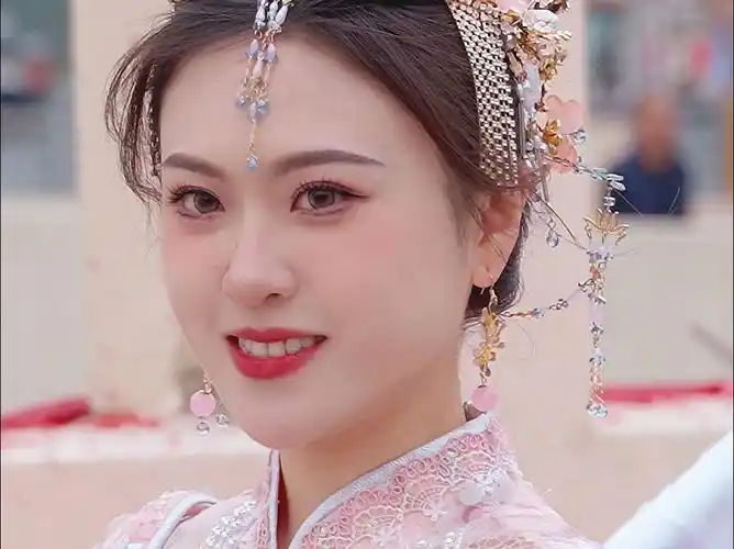 标准的潮汕美女!