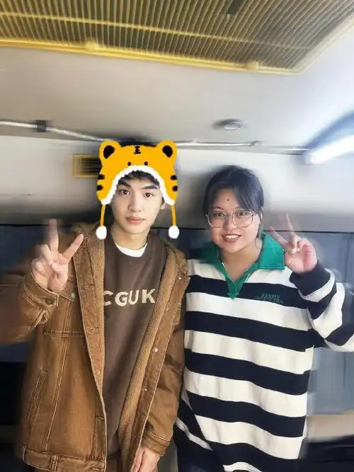 黄明昊闪光时刻