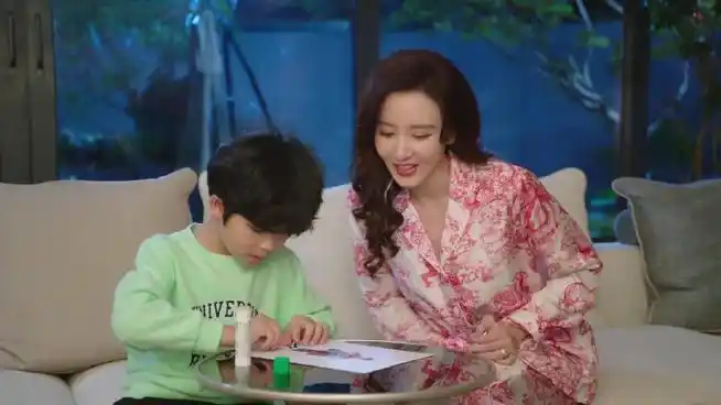 张萌新剧有钱有娃老公不回家##张萌说都是老公等我回家