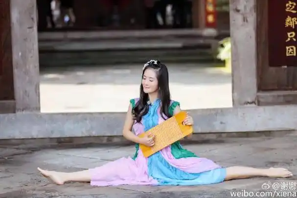 谢娜微博晒照,第一张女神,第二张女神经,第三张沈梦辰