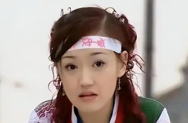 回顾薛佳凝年少遇到太惊艳的人如今44岁遁入空门余生只留遗憾