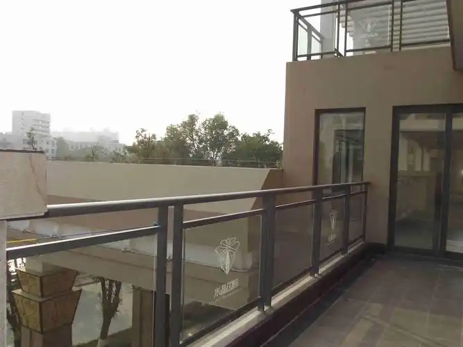 玻璃式阳台护栏-阳台护栏-昌达铝艺别墅门,铝艺护栏