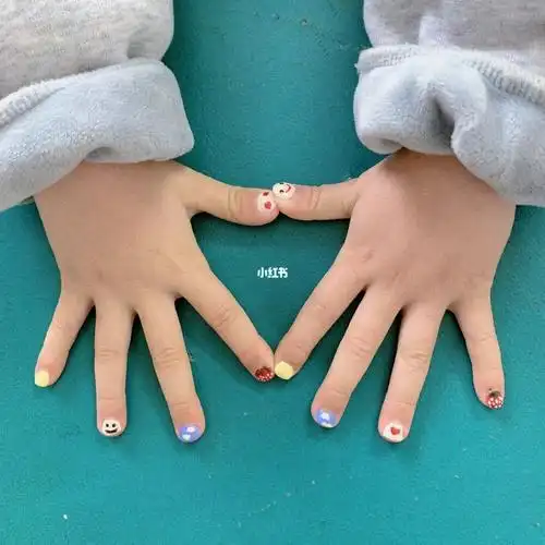 小朋友美甲