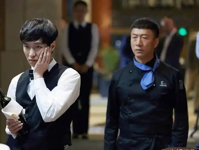 四年后,孙红雷再次合作顶流男艺人,演员阵容十分豪华_影视剧_张艺兴