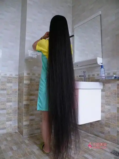 剪下大姐155厘米柔顺超长发27