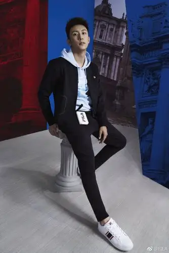 黄景瑜fila品牌代言