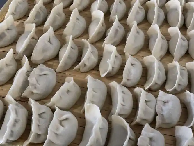 生饺子