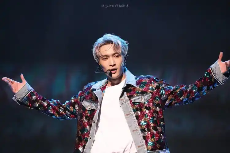 张艺兴工作室发文宣布取消演唱会:期盼将来再献精彩舞台