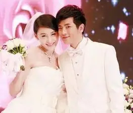 张晓龙陈思斯结婚照和两个资料-图2