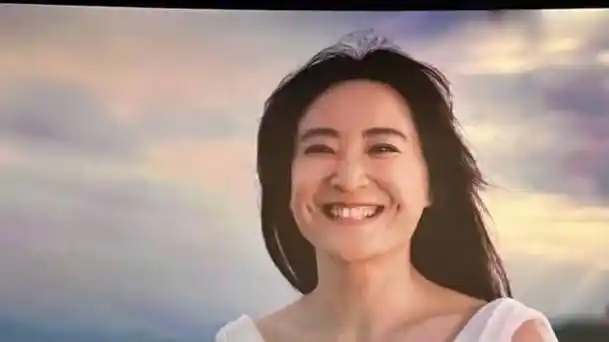 减肥成功后的贾玲笑的也太有感染力了! 这妥妥的美女一枚呀!