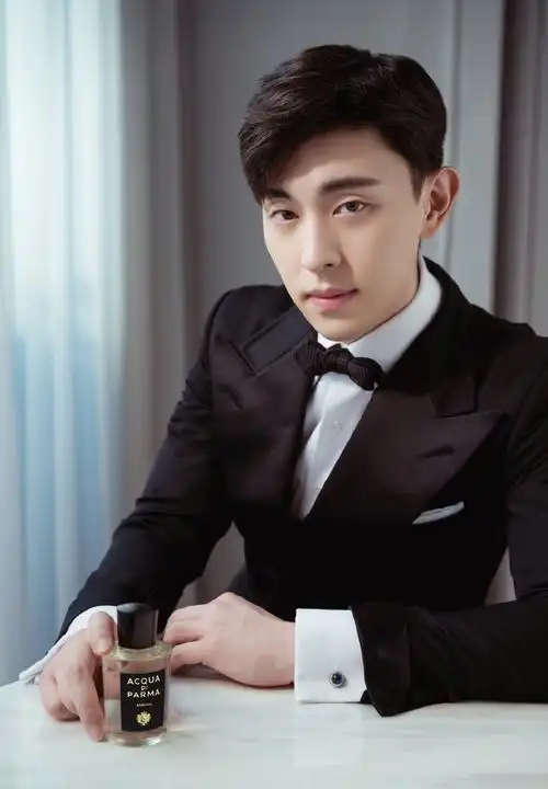 明星,写真,演员,帅哥,活动照,邓伦,大陆男明星,帅哥明星