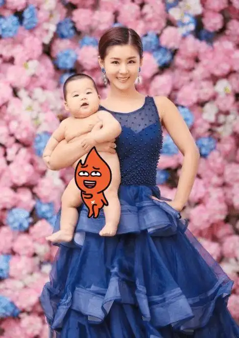 李小萌官宣二胎喜讯!