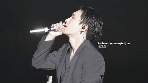 张艺兴(大航海演唱会 深圳场)国际蜂/张… - 堆糖,美图壁纸兴趣社区